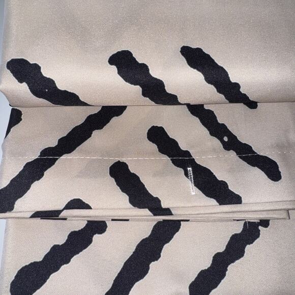 NWT Society6 Thinline Studio Cloth Shower Curtain 68 x 72" Line Mud Bone - Picture 5 of 6